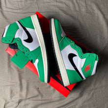 Load image into Gallery viewer, Jordan 1 Lucky Green DS (SIZE 4.5)
